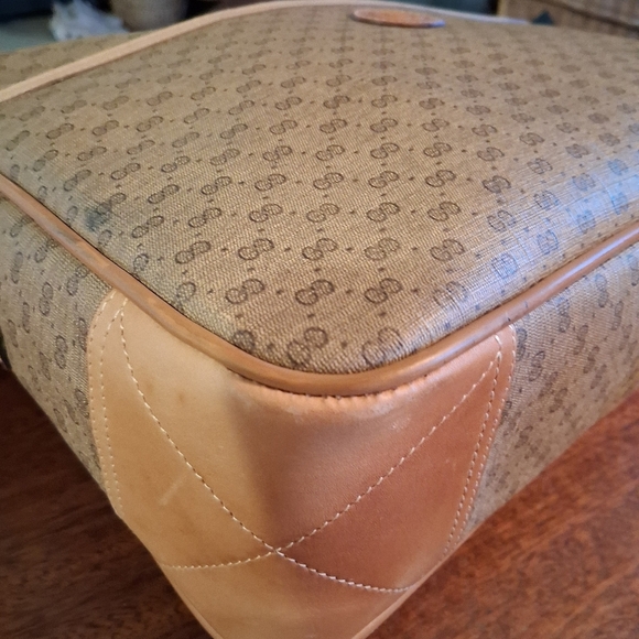 Gucci GG Logo Micro PVC Sherry Line Crossbody Bag - Picture 7 of 16